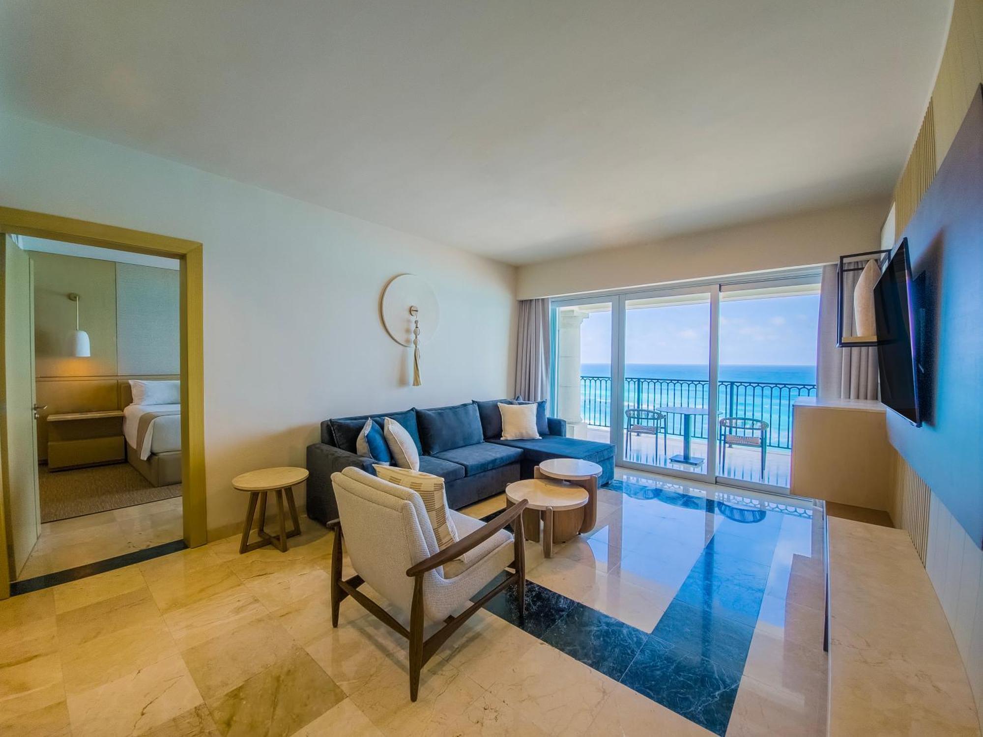 Grand Park Royal Cancun (Adults Only) Esterno foto Suite at the Iberostar Grand Hotel Bávaro